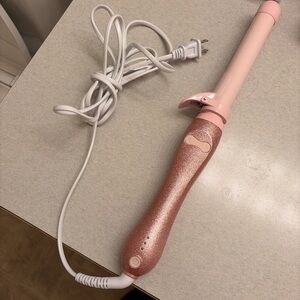 Beachwaver curling Iron